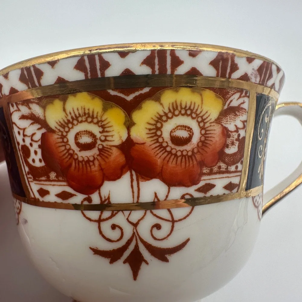 Colclough China 6613 Teacup Saucer Set Imari Style Cobalt Rust Gold England